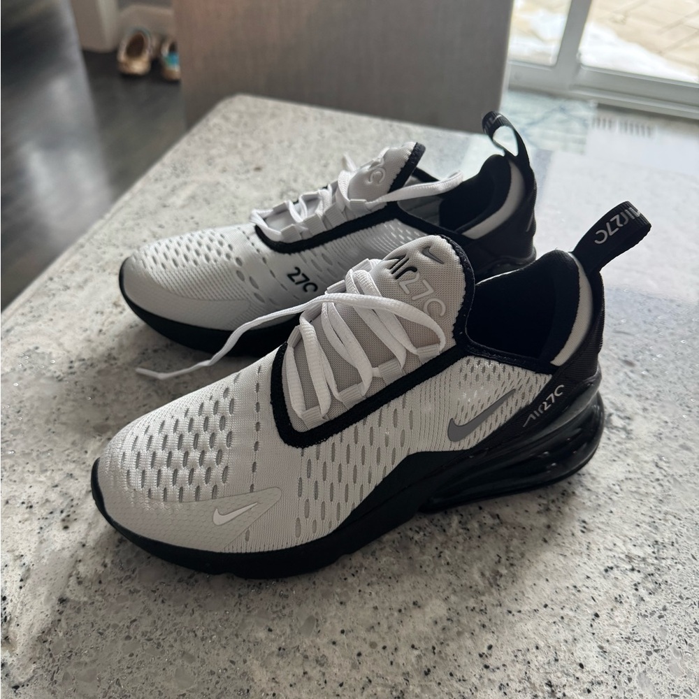 Nike Air Max 270 White and Black Sneakers, Size 3.5 Youth